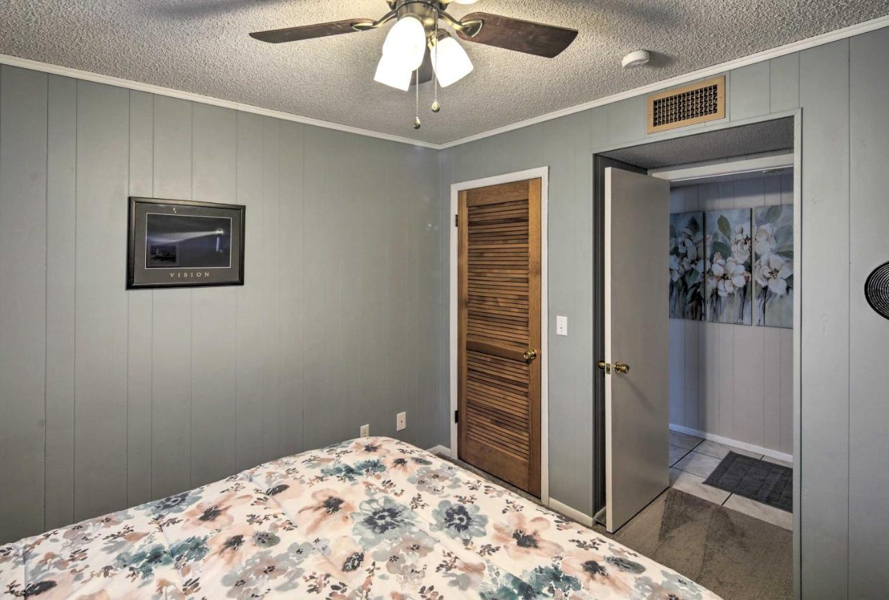Lake Havasu Home With Pool - 2 Miles To Waterfront! مدينة ليك هافاسو المظهر الخارجي الصورة